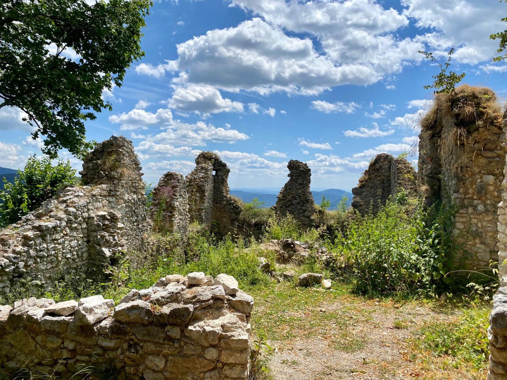 Drevenica Emilka, 5 Min Restauracia, Z Terasy Vyhlad Na Kralovu Holu A Polomske Ocko, Gril, Ohnisko, Kotlik Villa Brezno Exterior photo